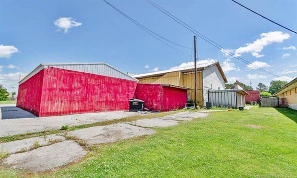 219 S 32nd St, Muskogee, OK 74401